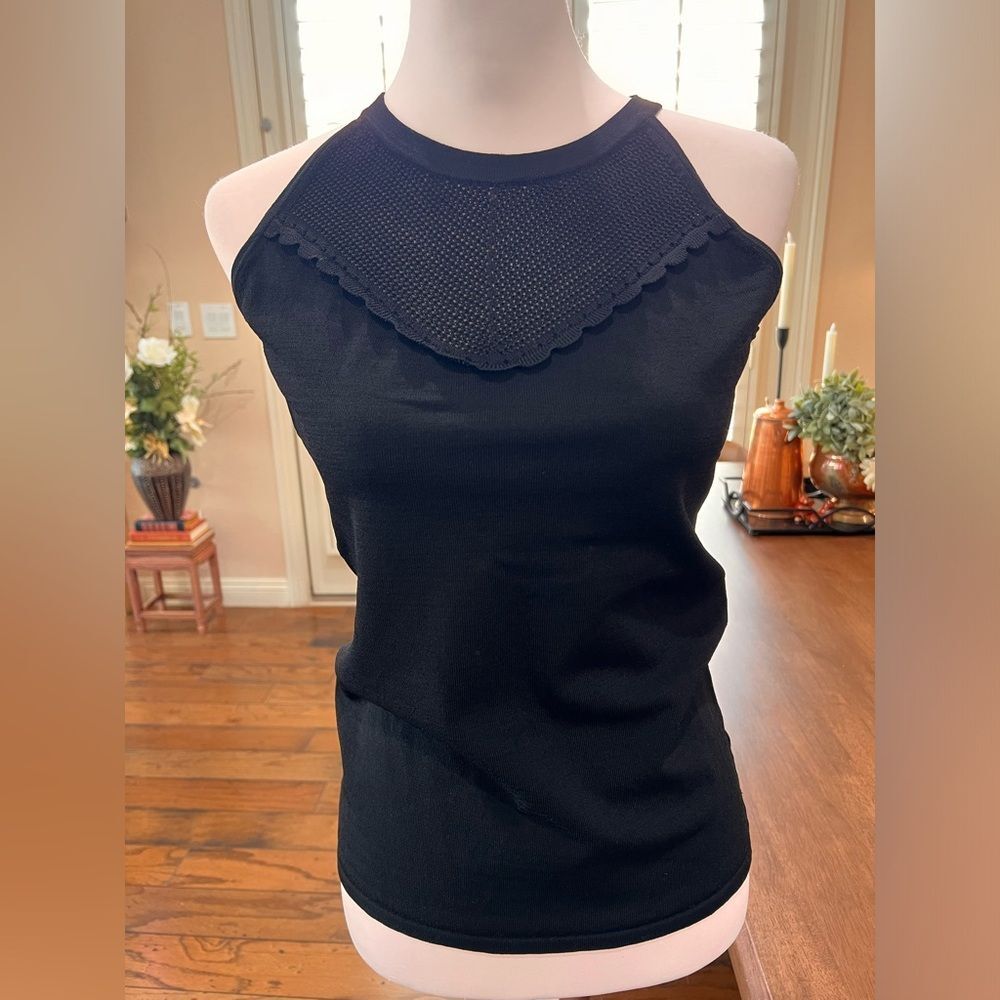 WHBM Black Sleeveless Mock Neck Pullover. CROCHET KNIT ESSENTIAL Size XS